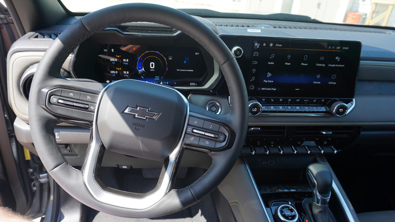 2023 Chevy Colorado ZR2 dashboard