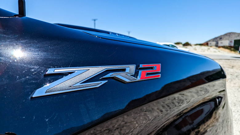 ZR2 badge