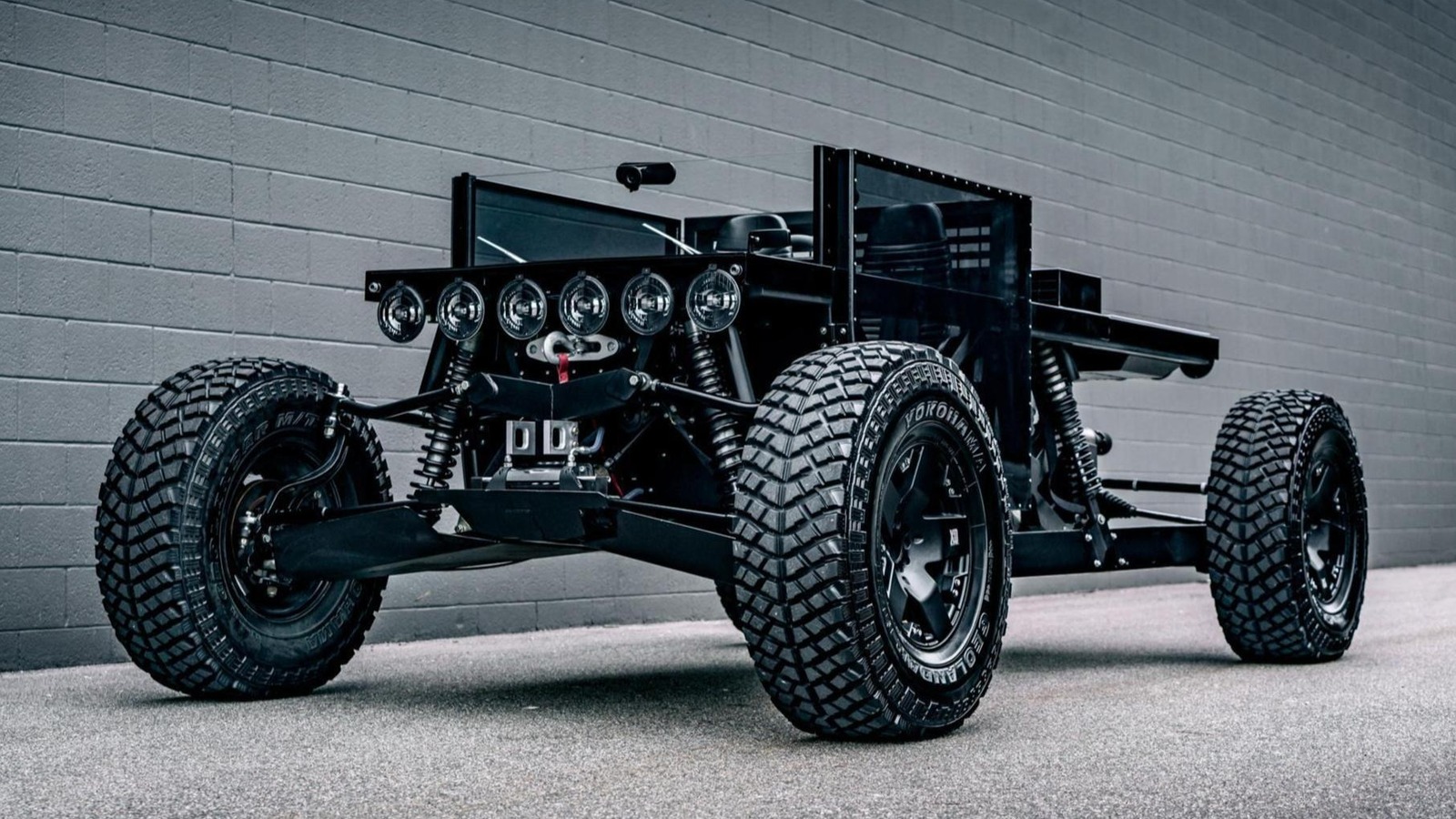 Custom 400-HP V8-Powered Buggy Will Either Give You The Drive Of Your Life Or Finally End Your Suffering