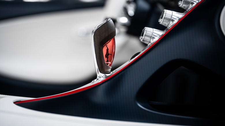 Shifter detail of a Bugatti W16 Mistral