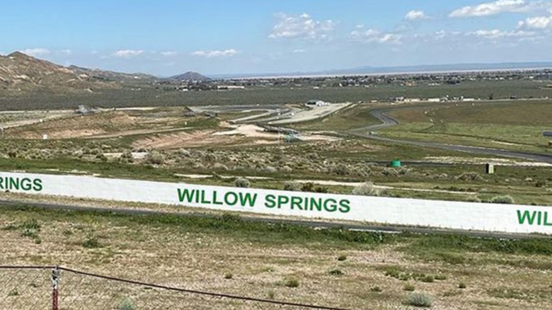 Willow Springs Raceway