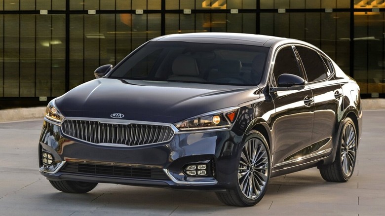 2017 Kia Cadenza