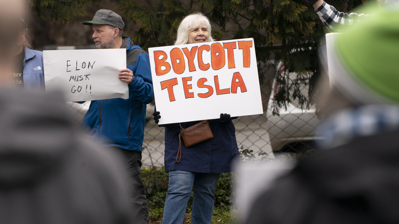 Anti-Tesla protest