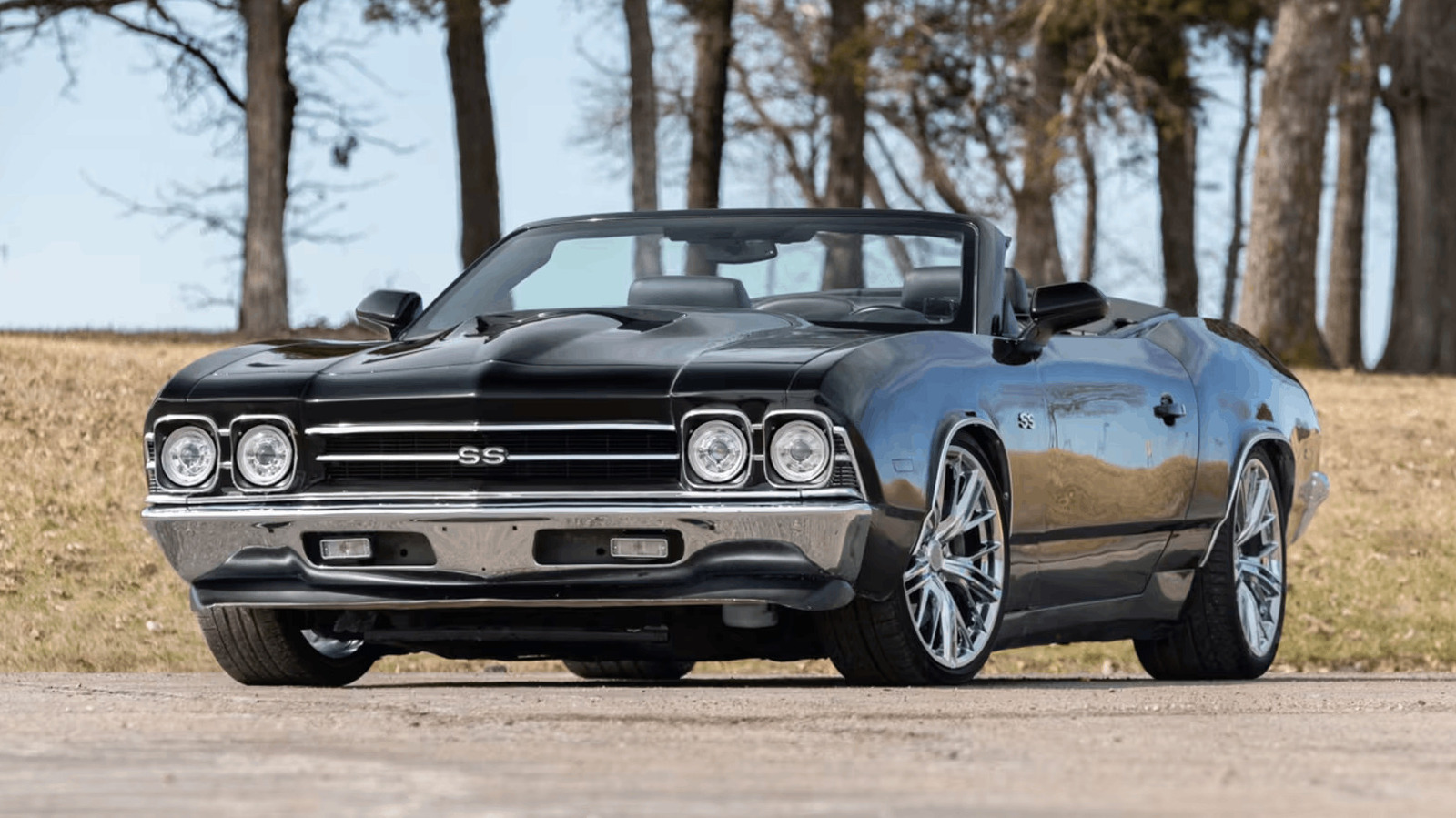 Retro-Styled 2015 Chevrolet 'Chevelle' Camaro Somehow Doesn't Make Me Want To Commit Arson To Save My Eyes