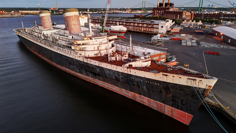 A photo of the SS United States in dock.