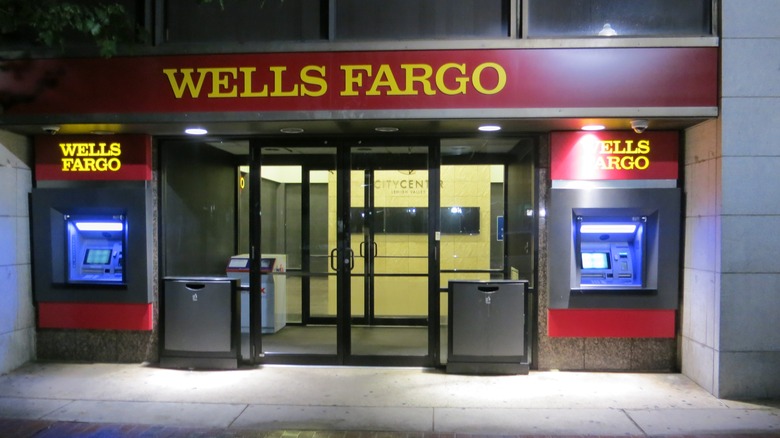 A Well Fargo bank location