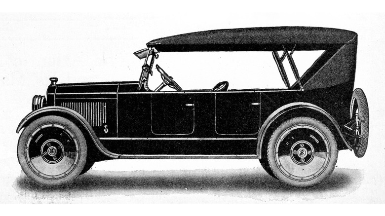 A black and white illustration of a Sheridan Touring Car