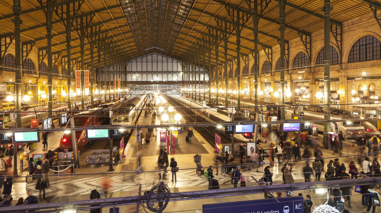 Unearthed WWII Bomb Shuts Down Europe's Busiest Train Station