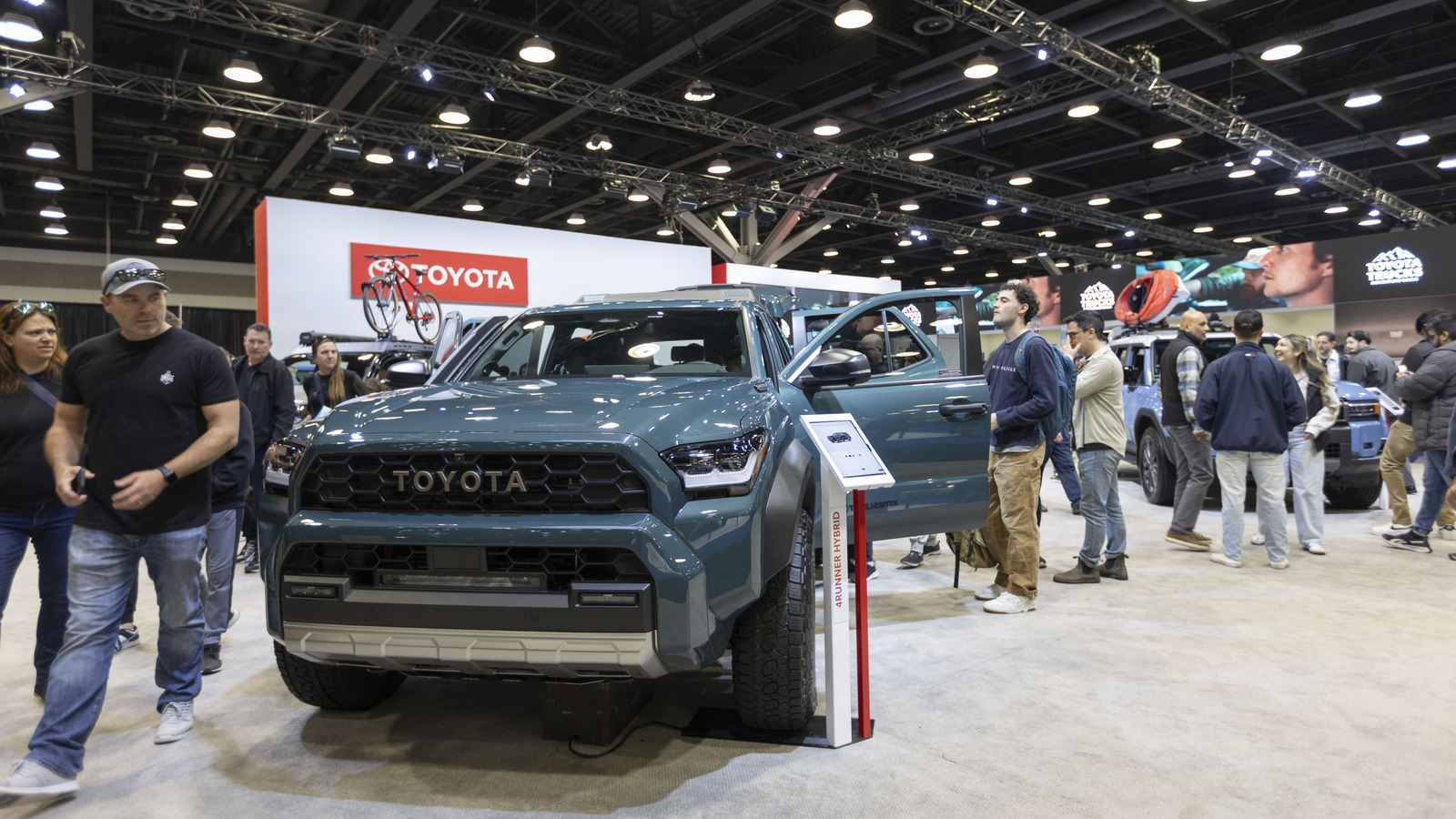 Vancouver Auto Show Broke Attendance Records After Banning Tesla