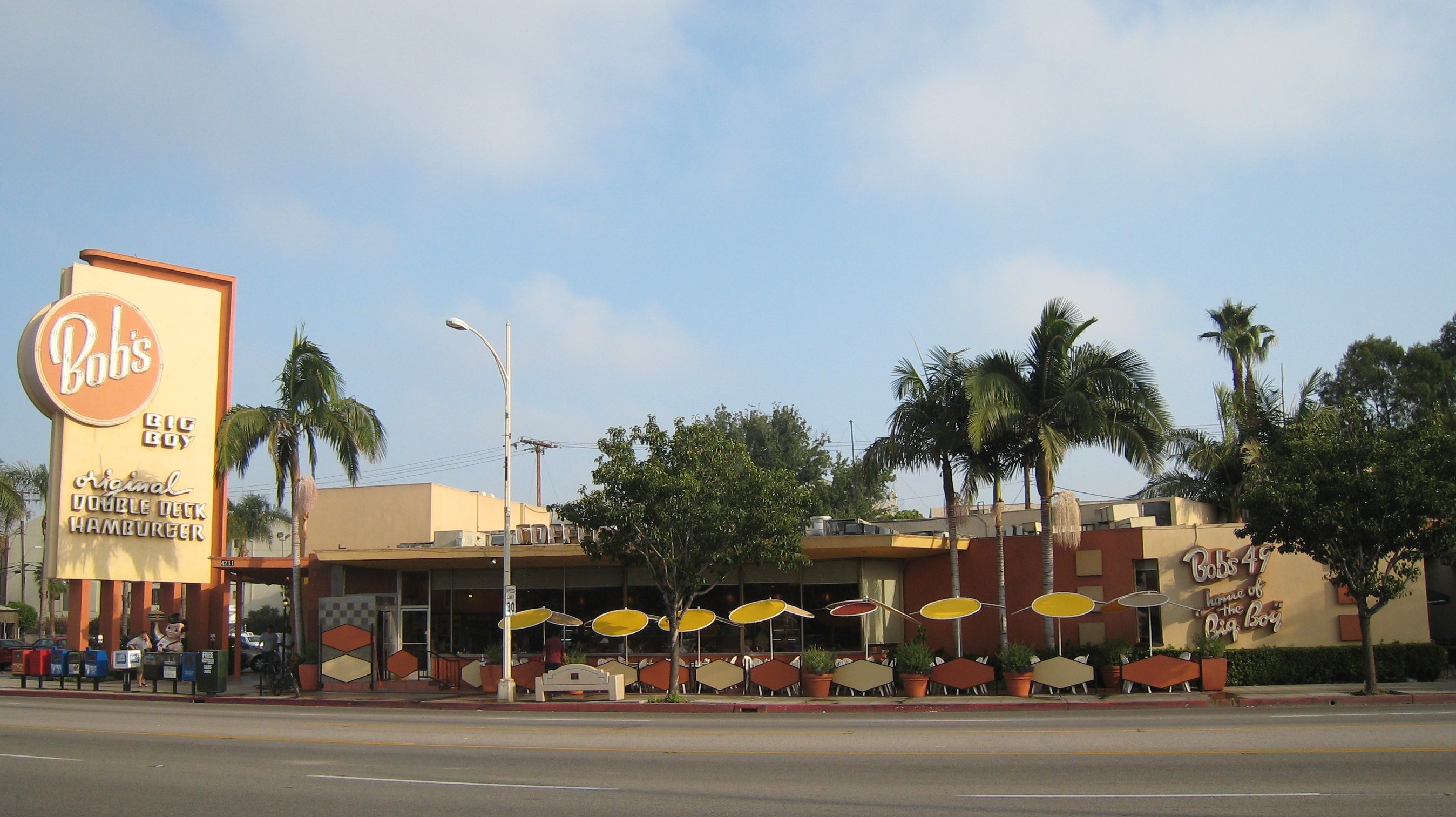 A photo of the bobs big boy in Burbank 