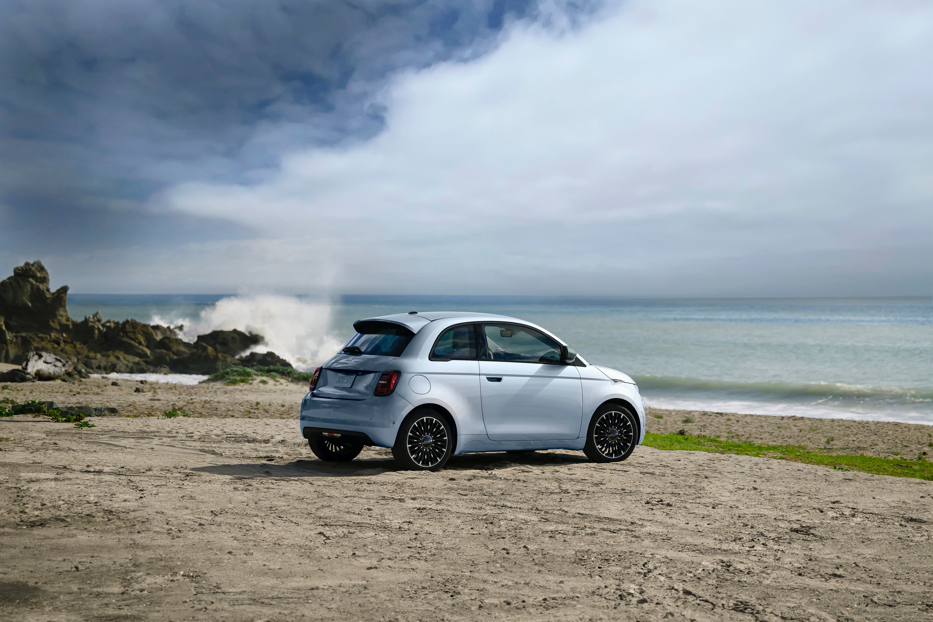 2024 Fiat 500e Inspired By Los Angeles 