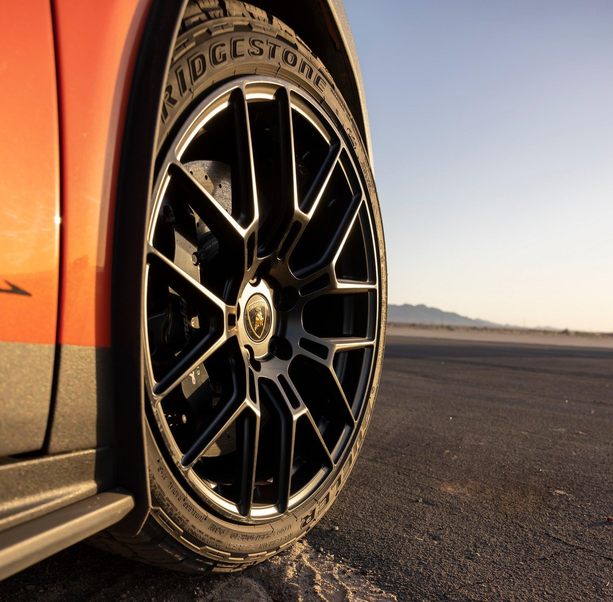 The 19-inch wheels and special Bridgestone tires on the 2024 Lamborghini Huracan Sterrato