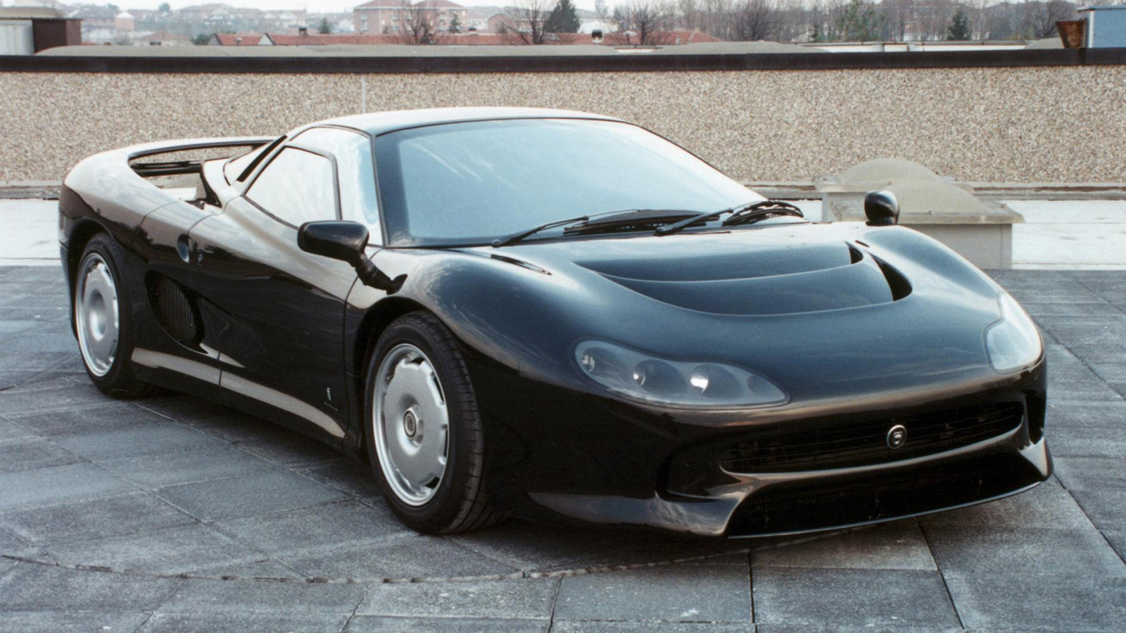 Front quarter image of 1995 Jaguar XJ220 Pininfarina Speciale.