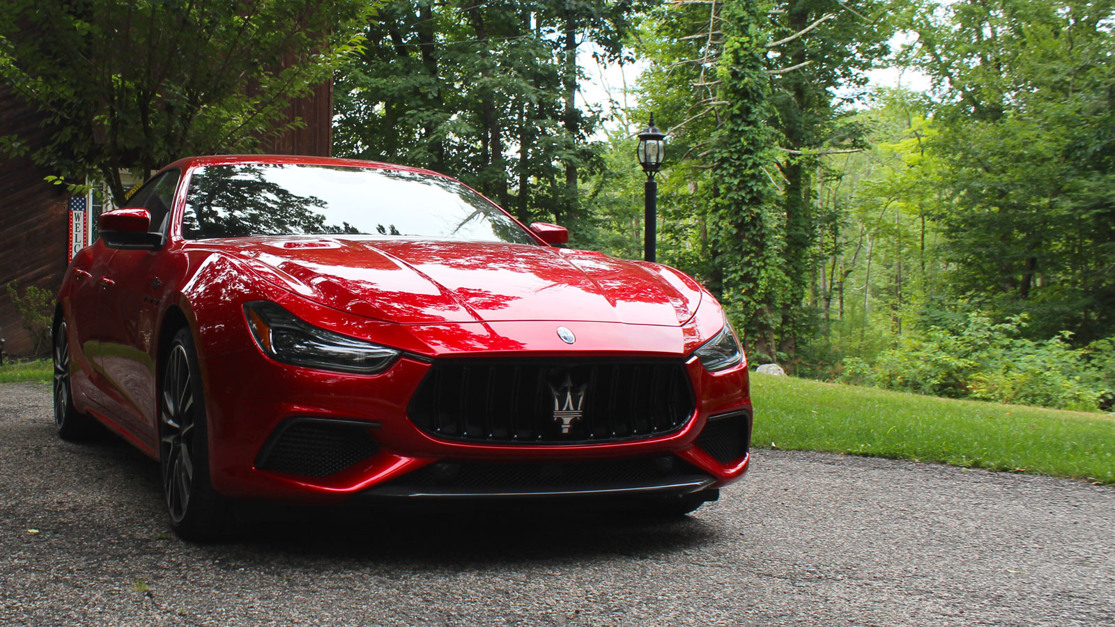 A photo of the front end on the Maserati Ghibli. 