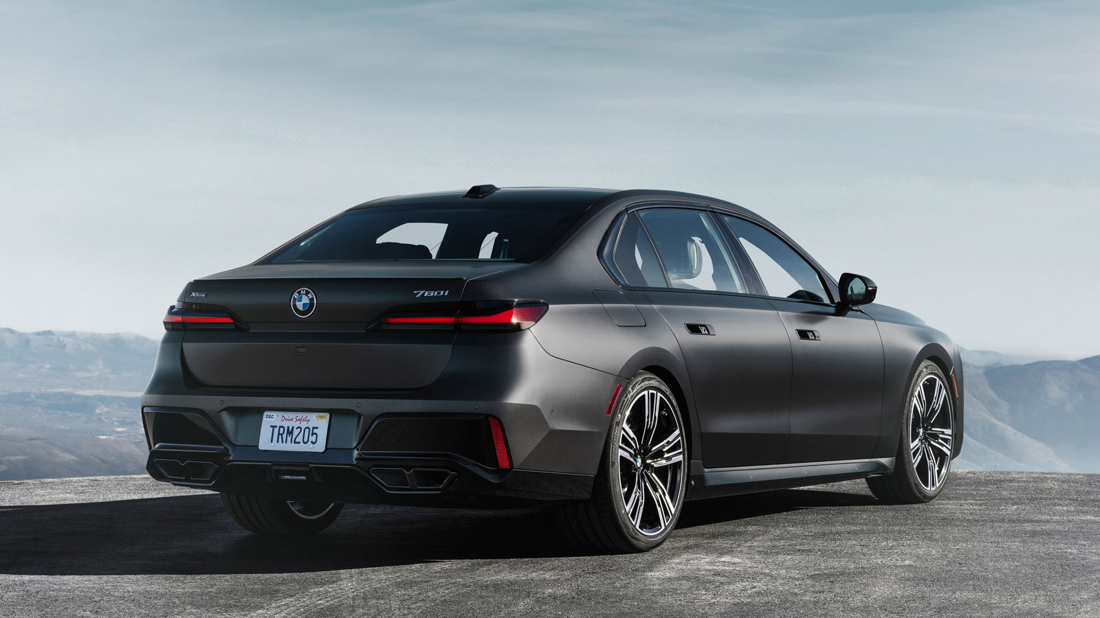 A photo of the rear quarter of the BMW 7 Series. 