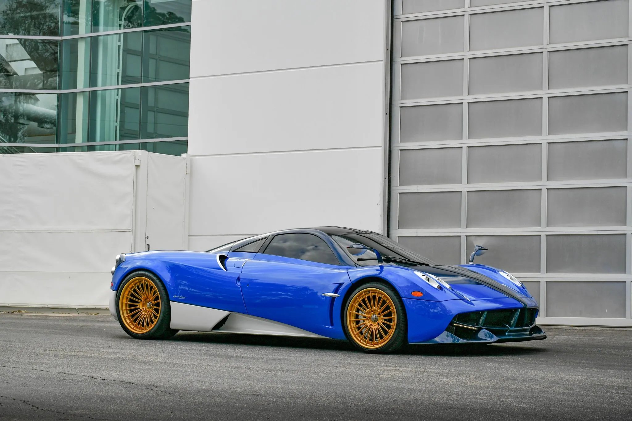 2014 Pagani Huayra Oceano Pacifico