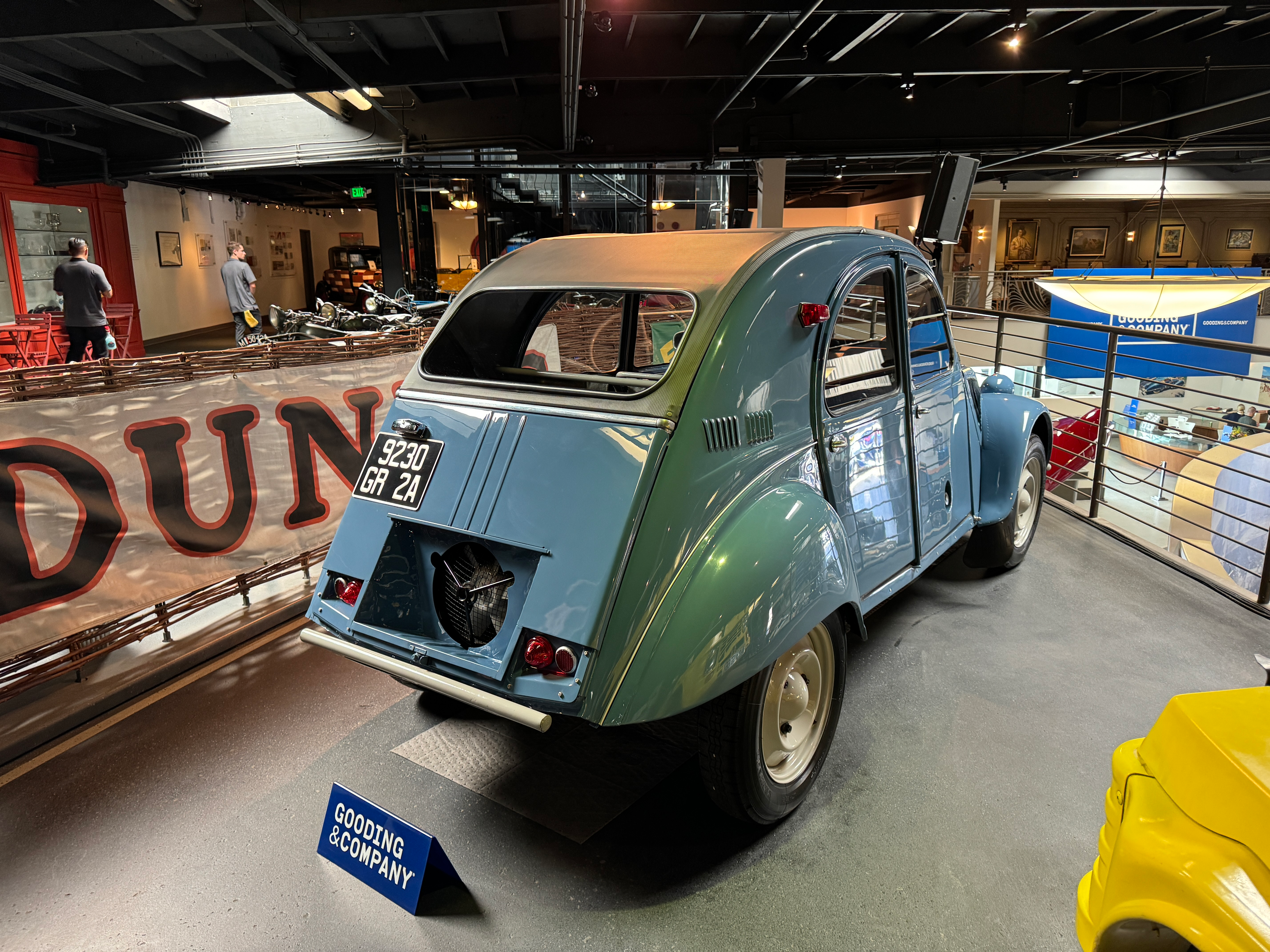 Rear 3/4 view of a 1966 Citroën 2CV Sahara