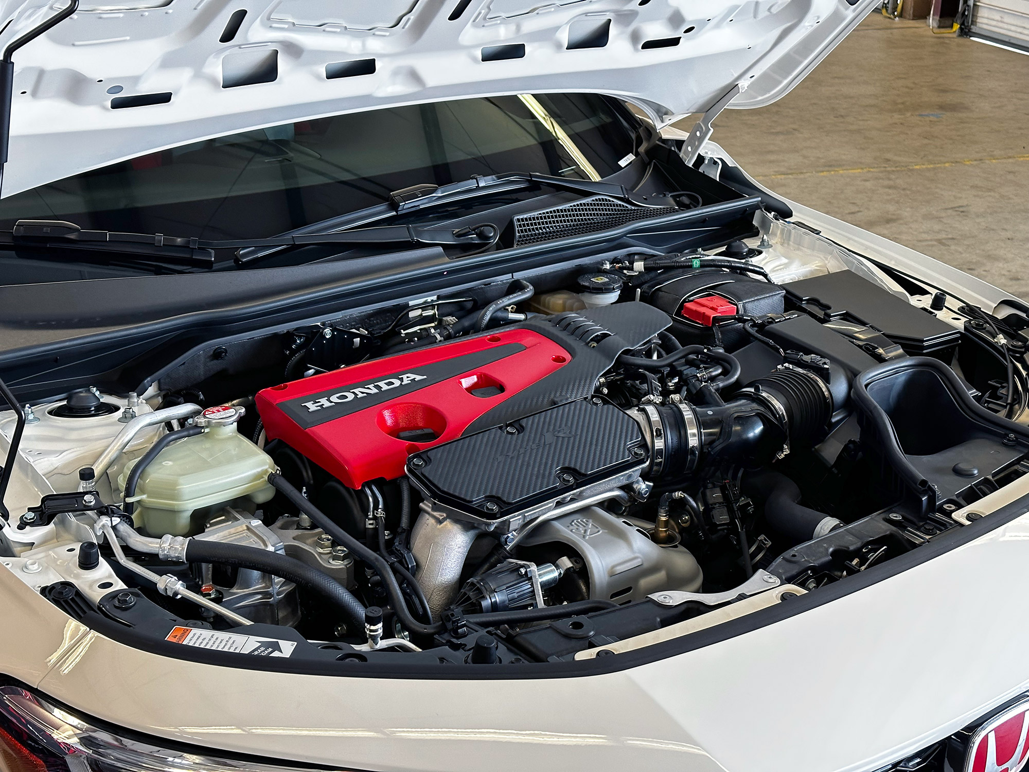 2023 Honda Civic Type R engine bay