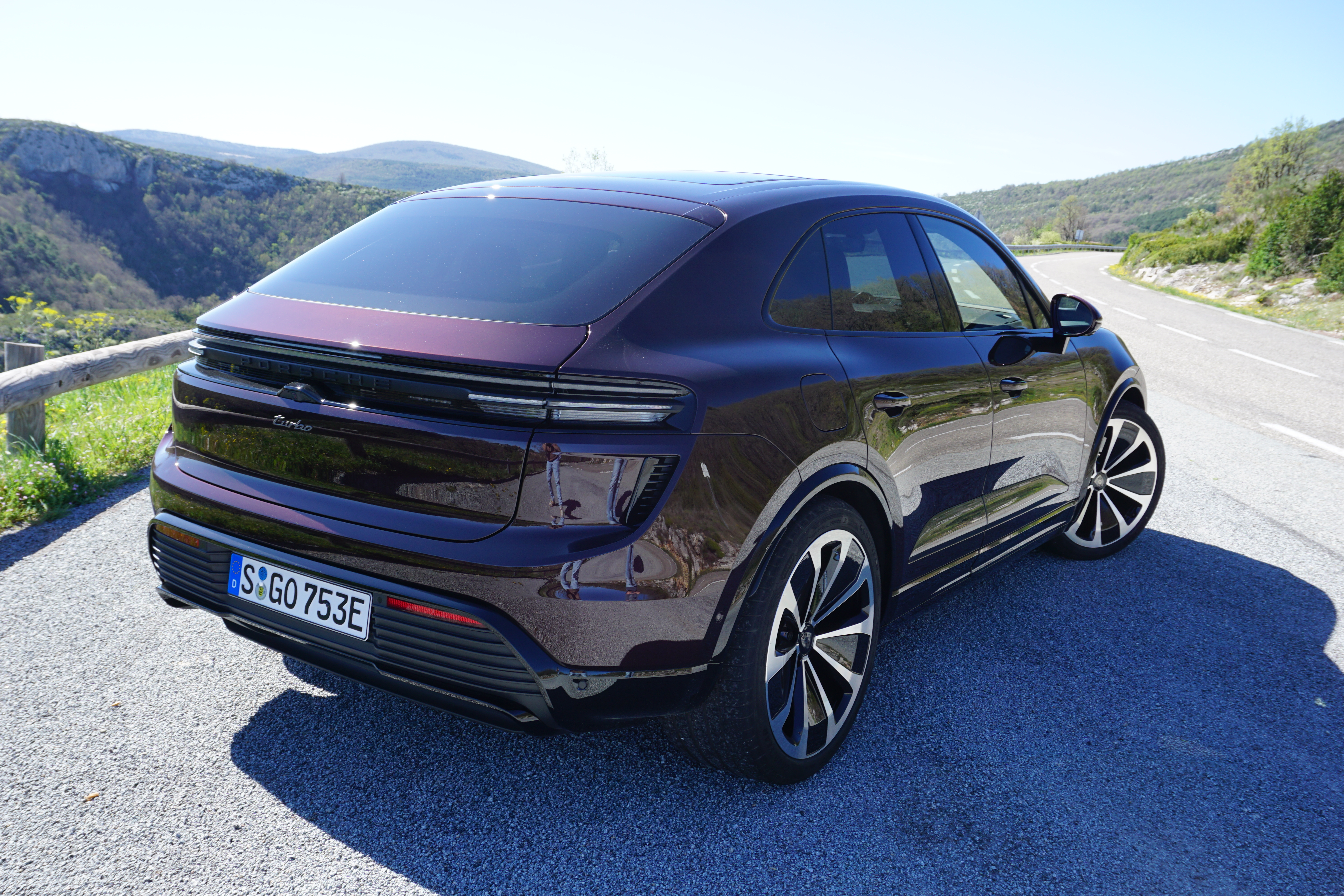 2025 Porsche Macan electric vehicle