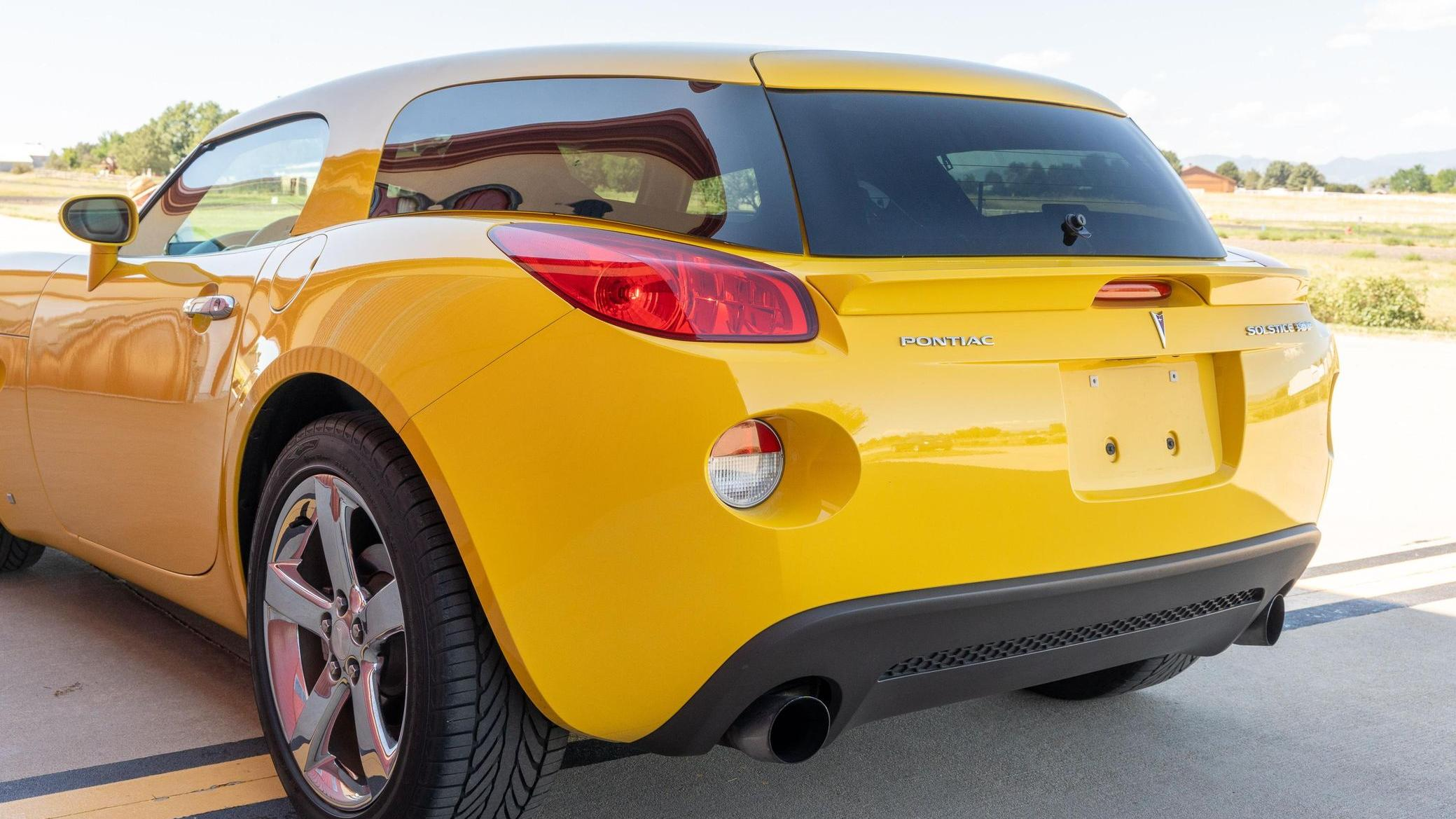 2007 Pontiac Solstice GXP shooting brake EDAG hardtop