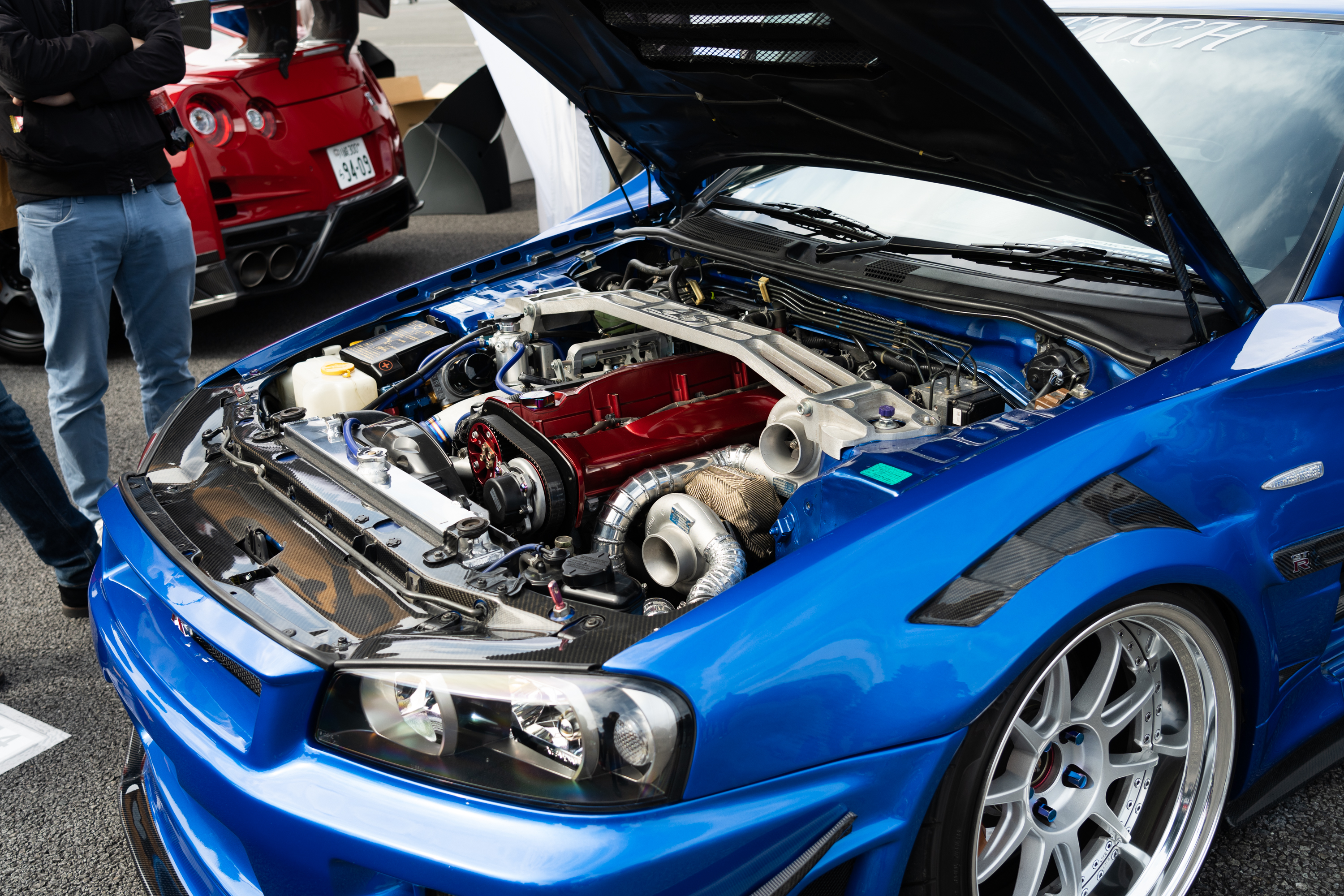 engine shot of an R34 GTR