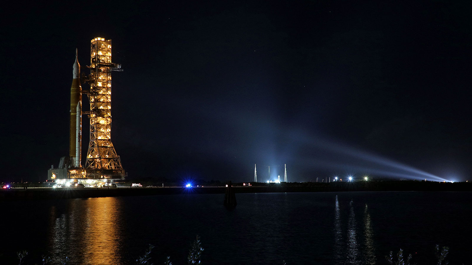 A photo of the Artemis launch on the rocket pad. 