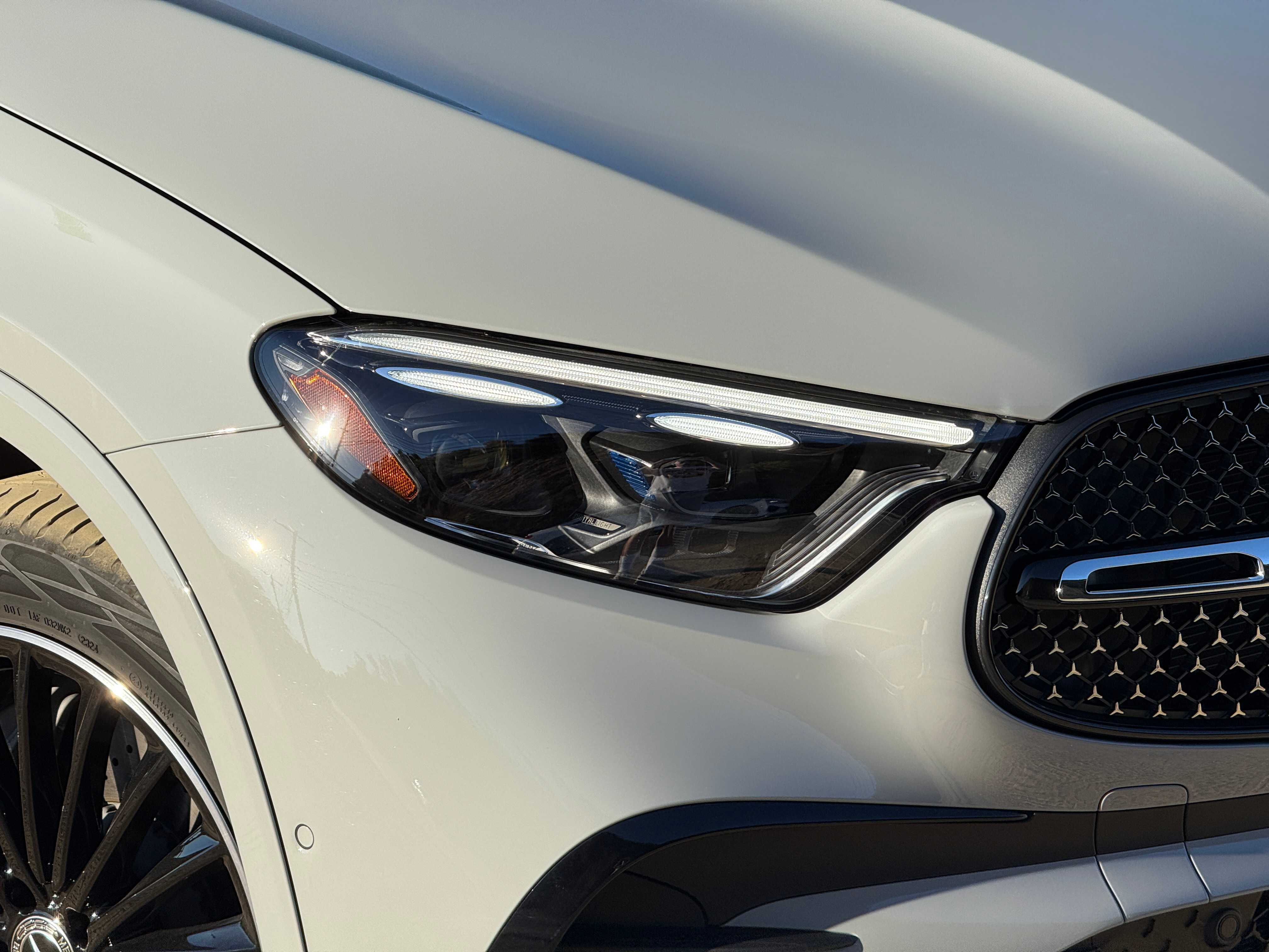 Headlight of a grey 2025 Mercedes-Benz GLC350e