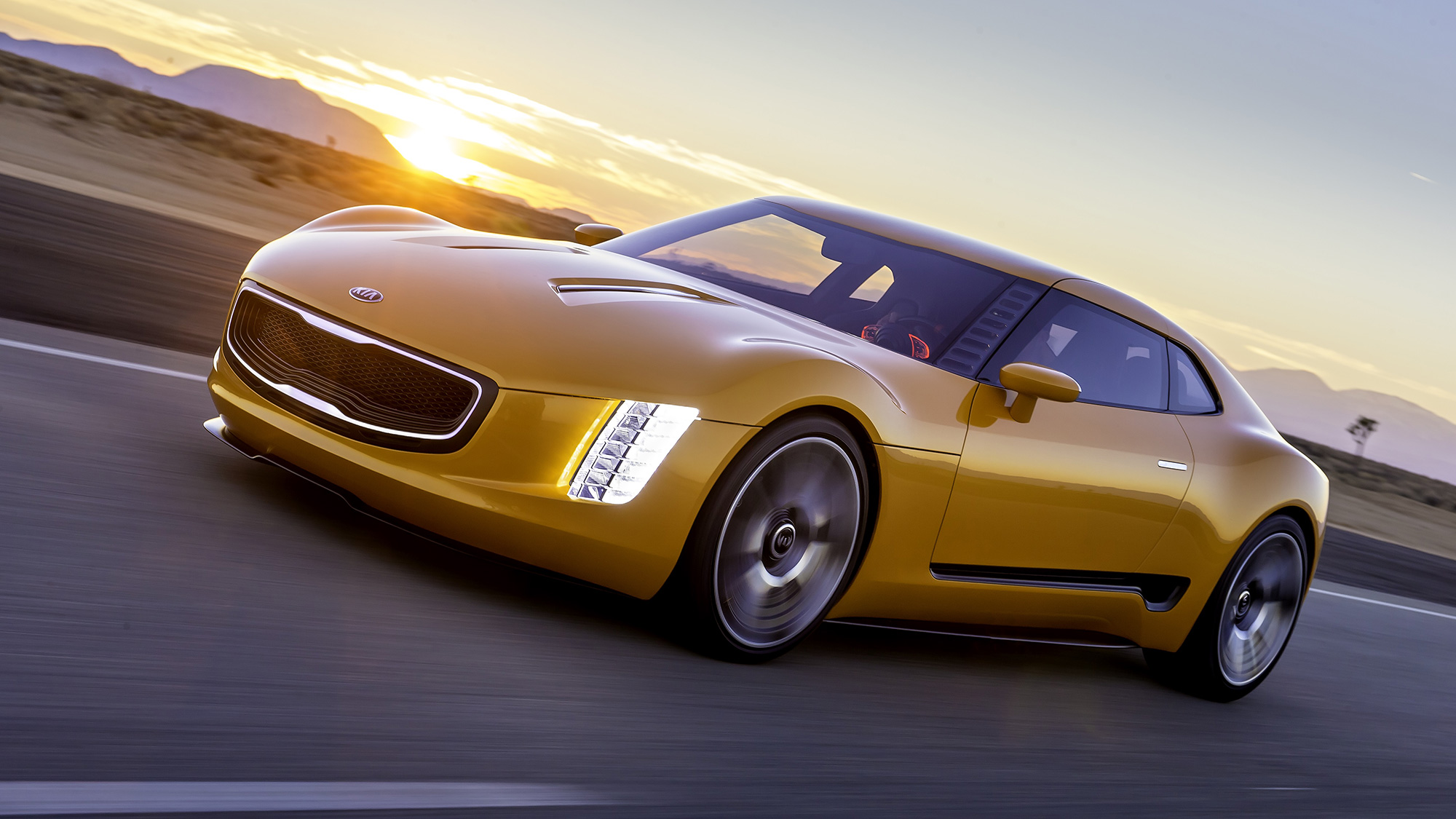 2014 Kia GT4 Stinger concept front quarter view