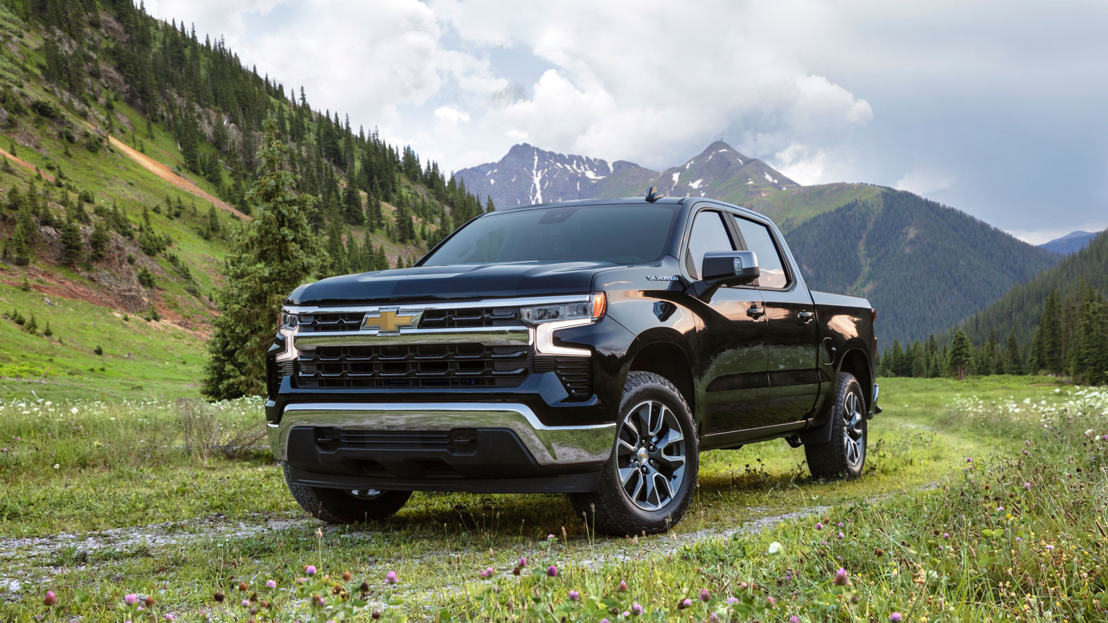 A photo of the front quarter on a Chevrolet Silverado pickup truck. 