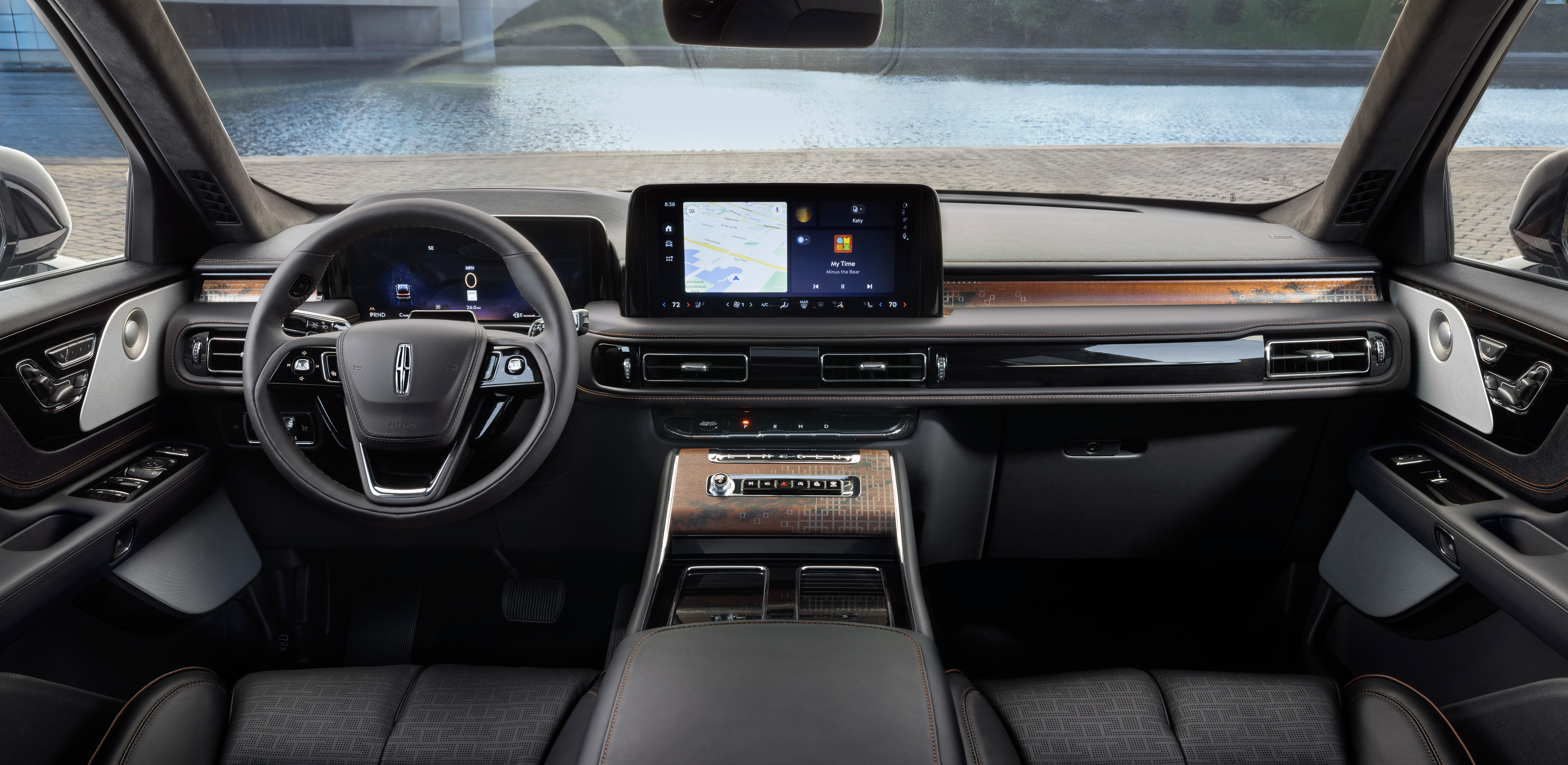 Dashboard of a 2025 Lincoln Aviator