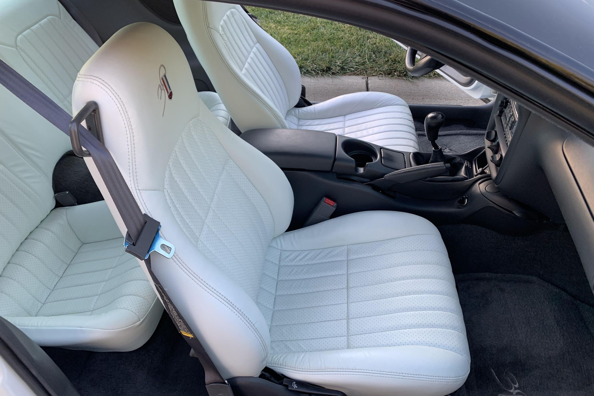 1997 Chevrolet Camaro SS 30th Anniversary Edition seats