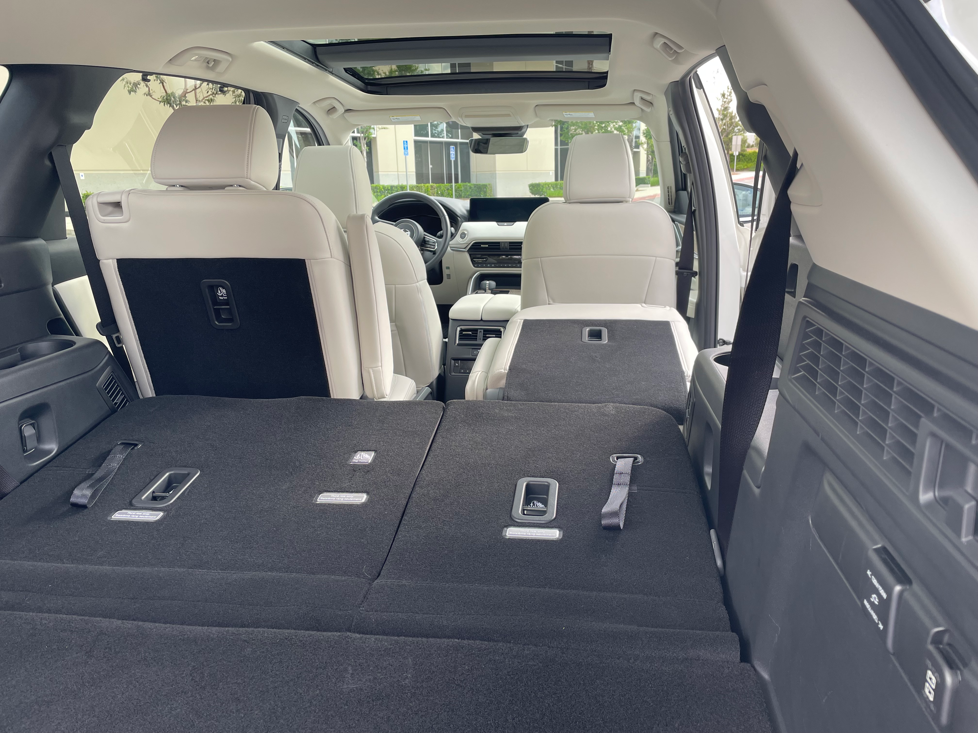 2024 Mazda CX-90 PHEV cargo space