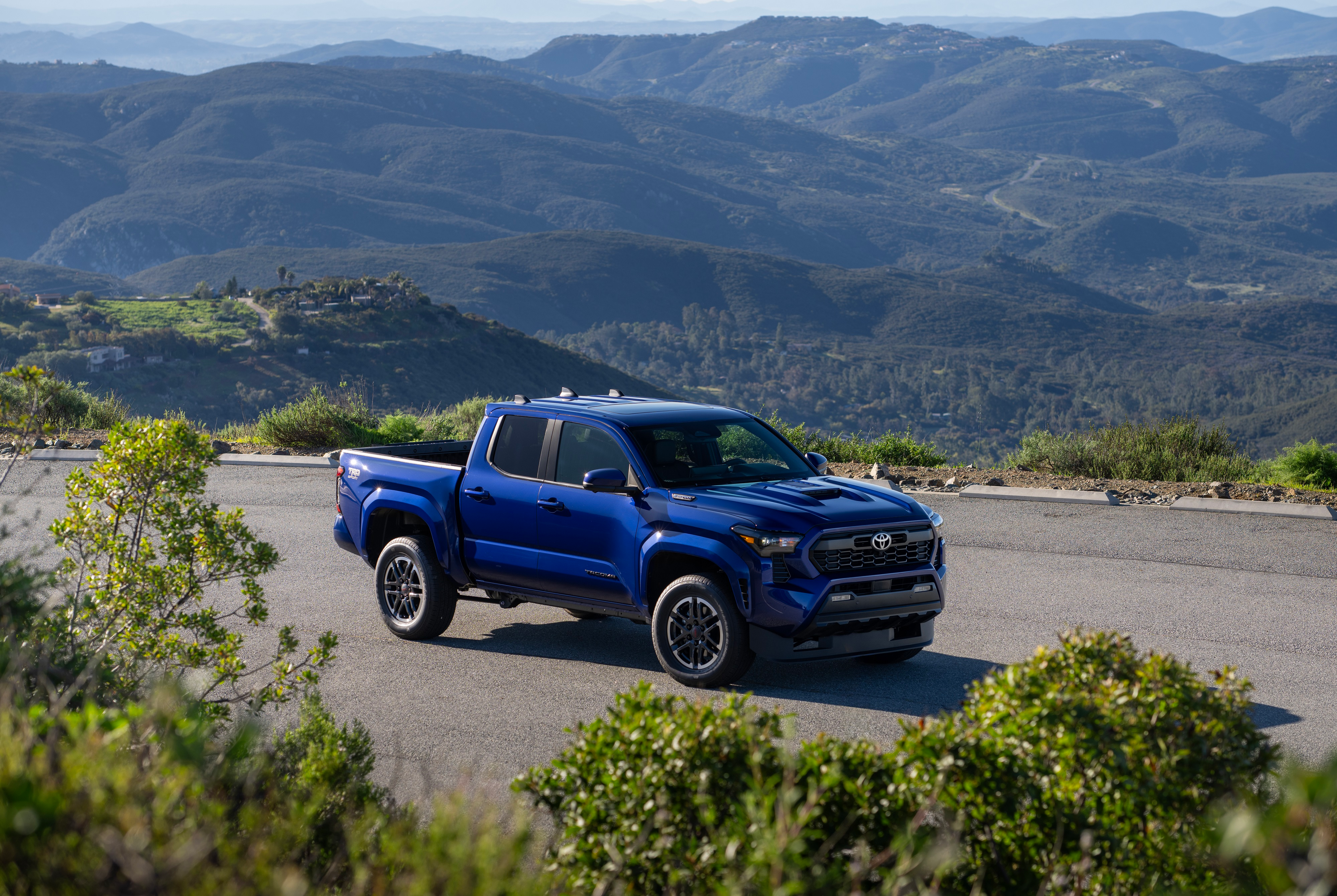 2024 Toyota Tacoma TRD Sport Hybrid