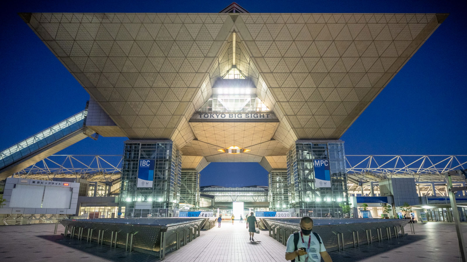 A photo of the Tokyo Big Sight center in Japan. 