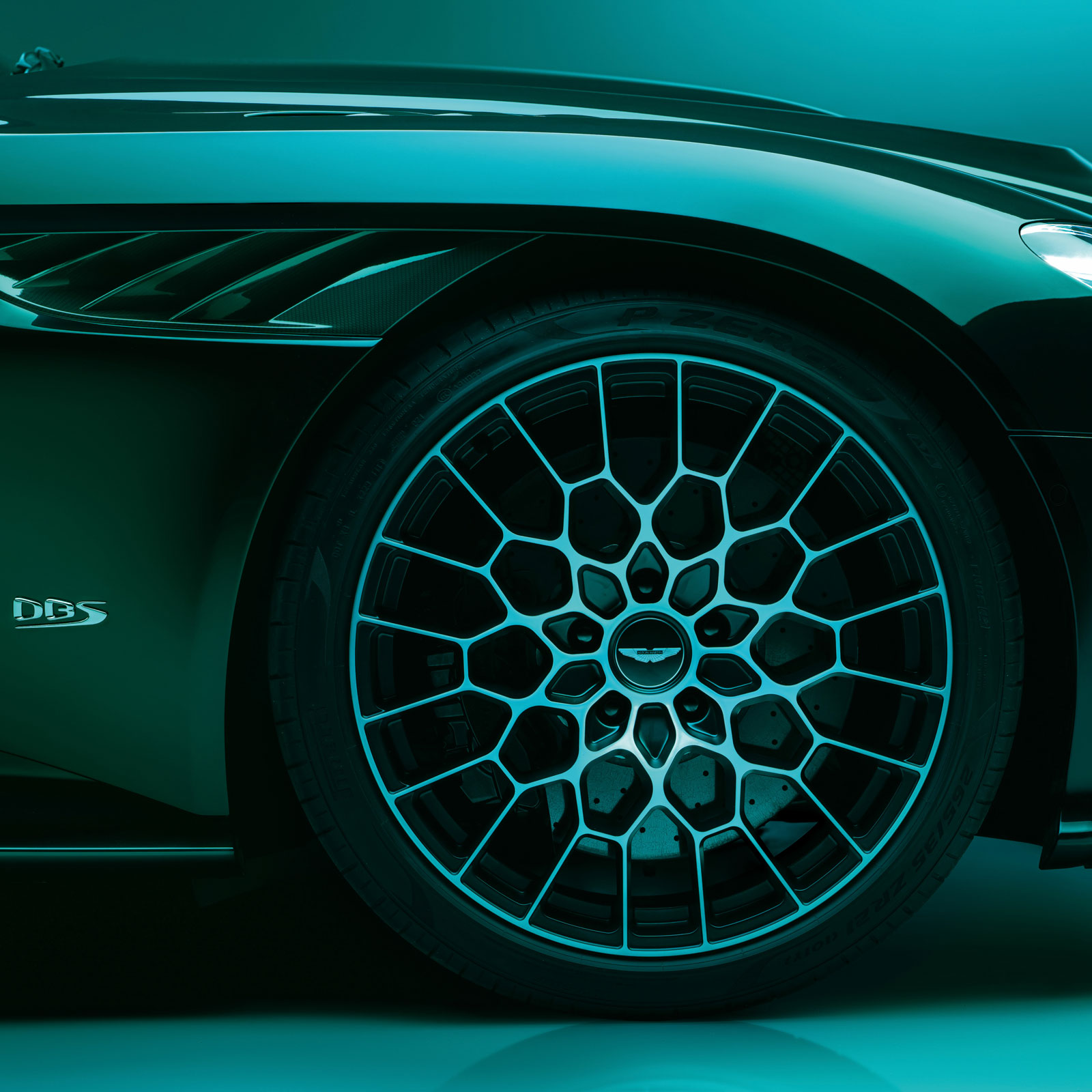 A photo of the 21 inch wheels on the new Aston Martin. 