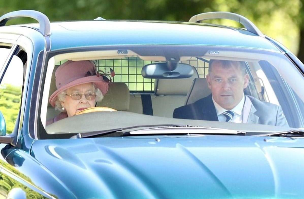 A photo of Queen Elizabeth's 2009 Jaguar X-Type Estate.