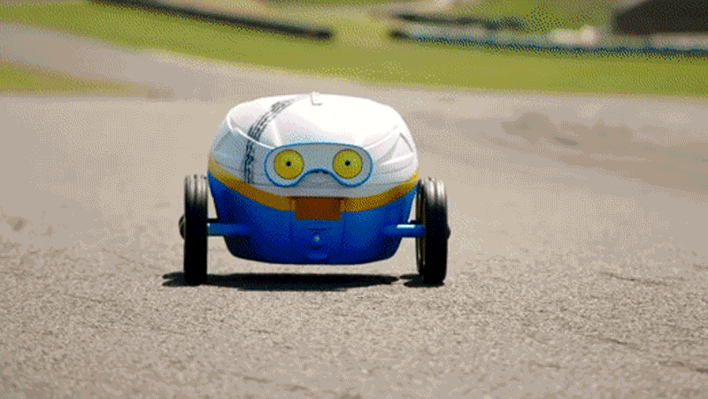 A gif showing remote control car Speedie. 