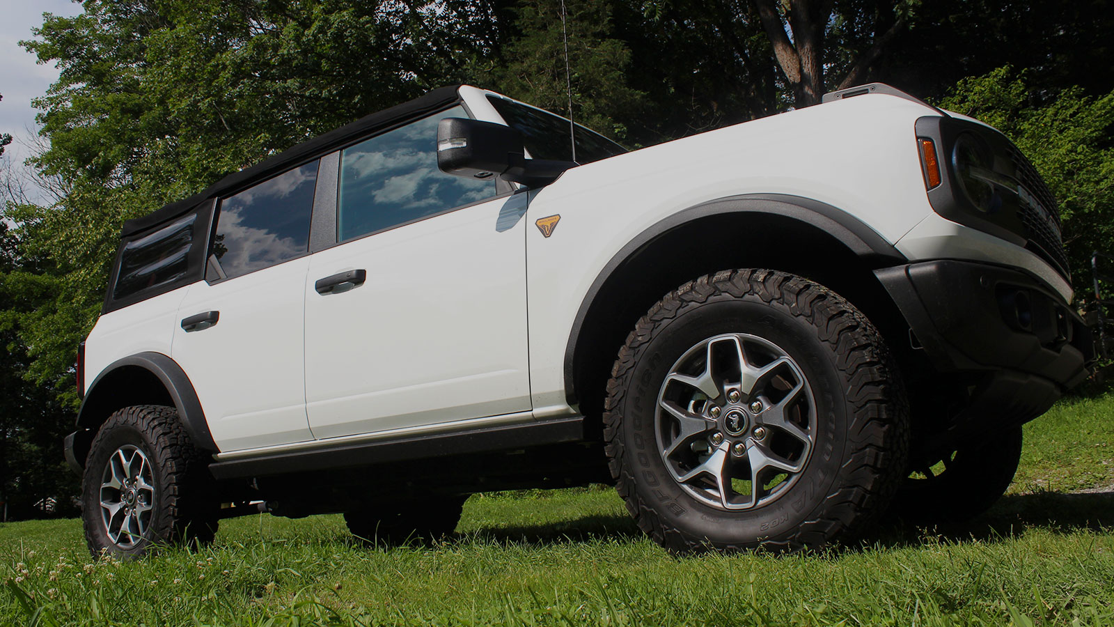 A photo of the side of the Ford Bronco SUV. 