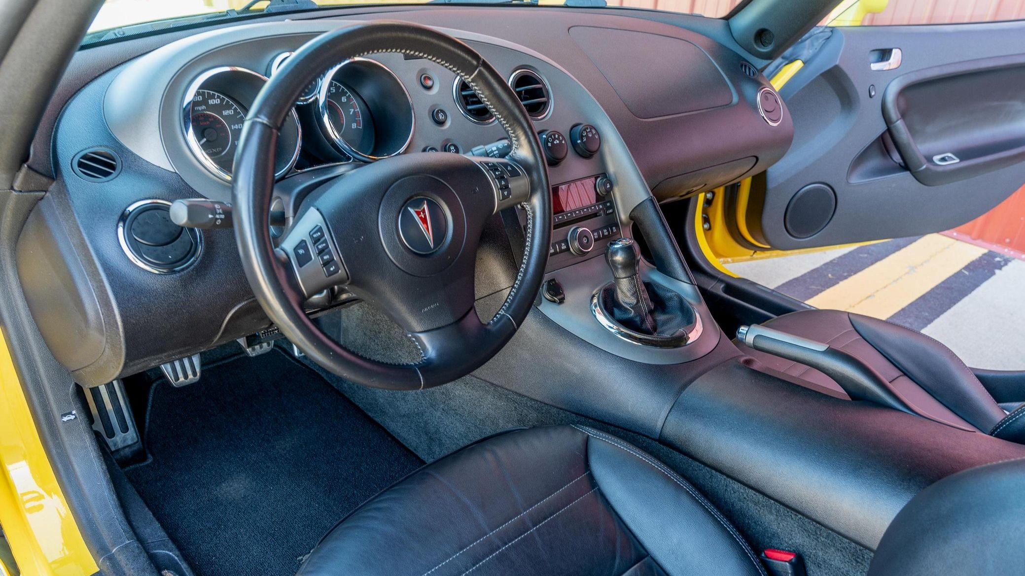 2007 Pontiac Solstice GXP shooting brake EDAG hardtop