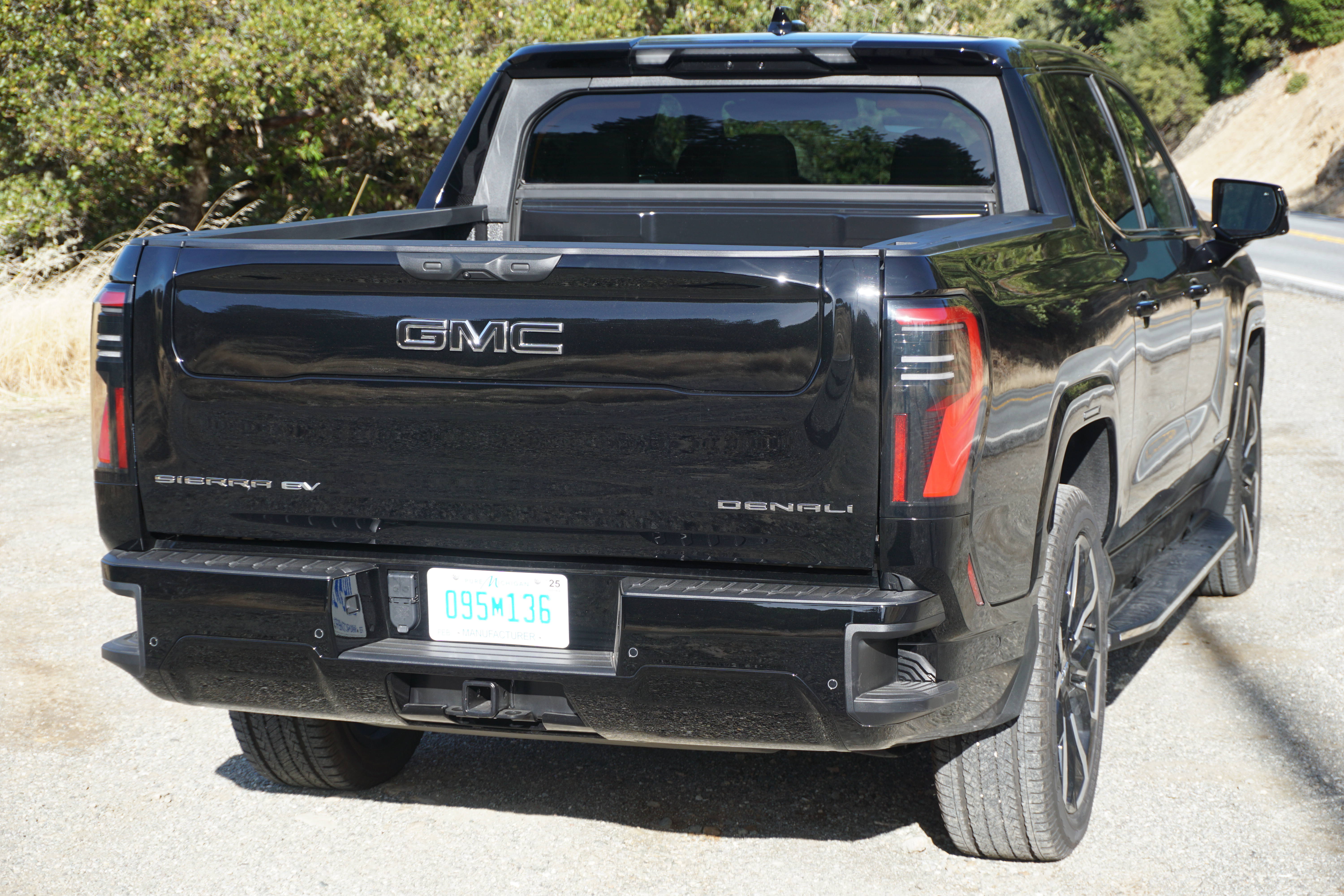 2025 GMC Sierra EV Denali