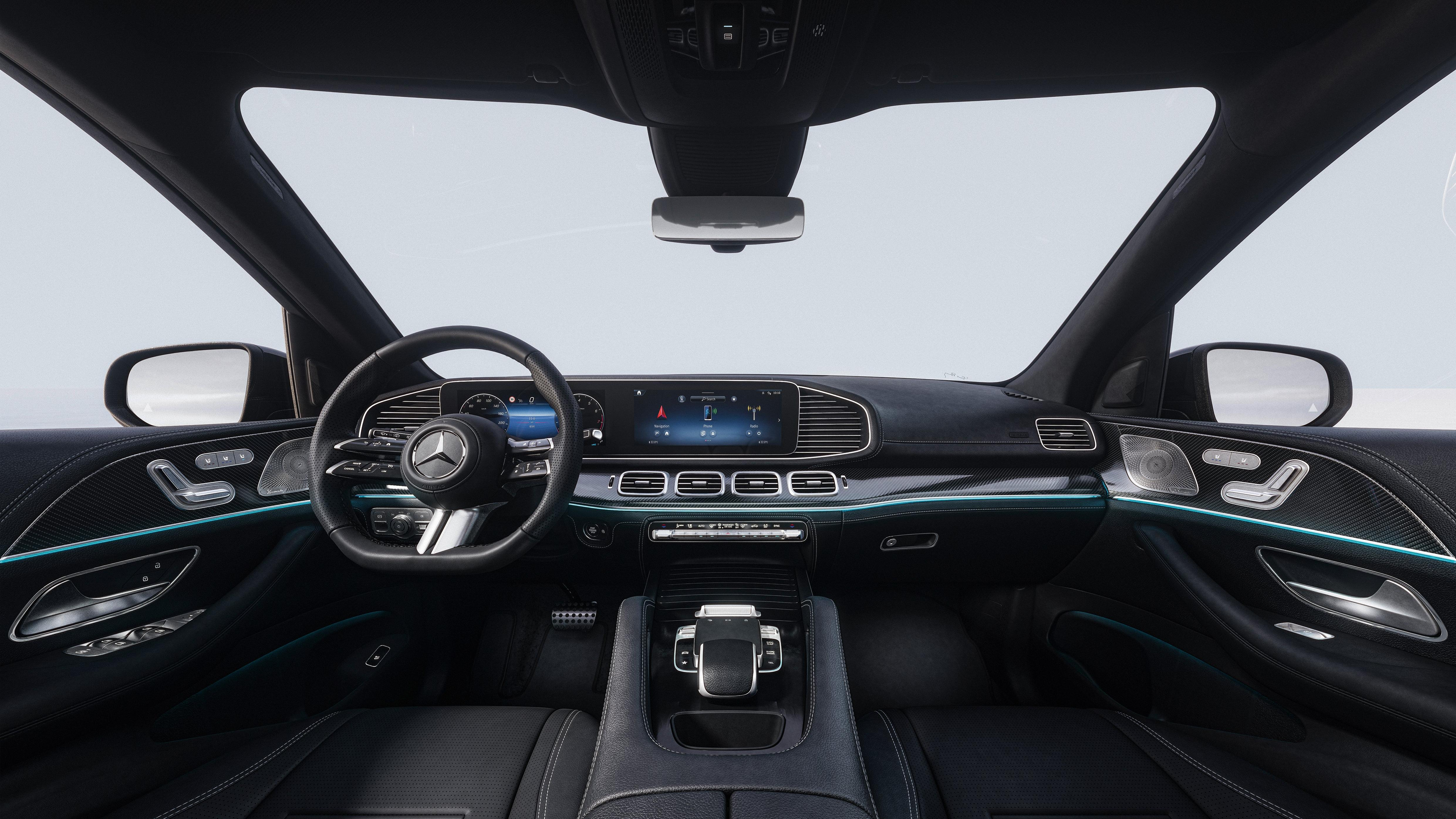 2024 Mercedes-Benz GLE interior