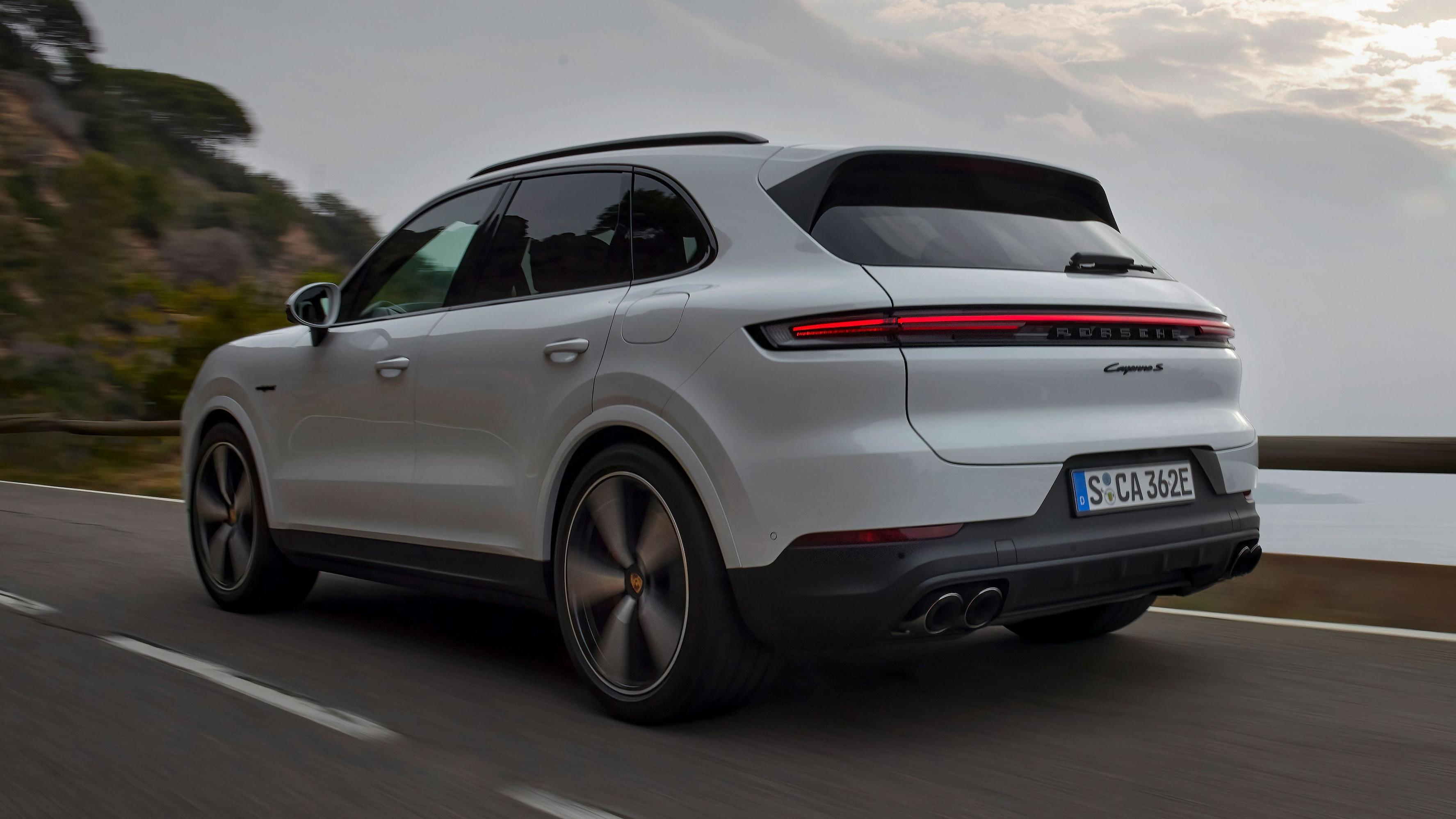 2024 Porsche Cayenne S E-Hybrid