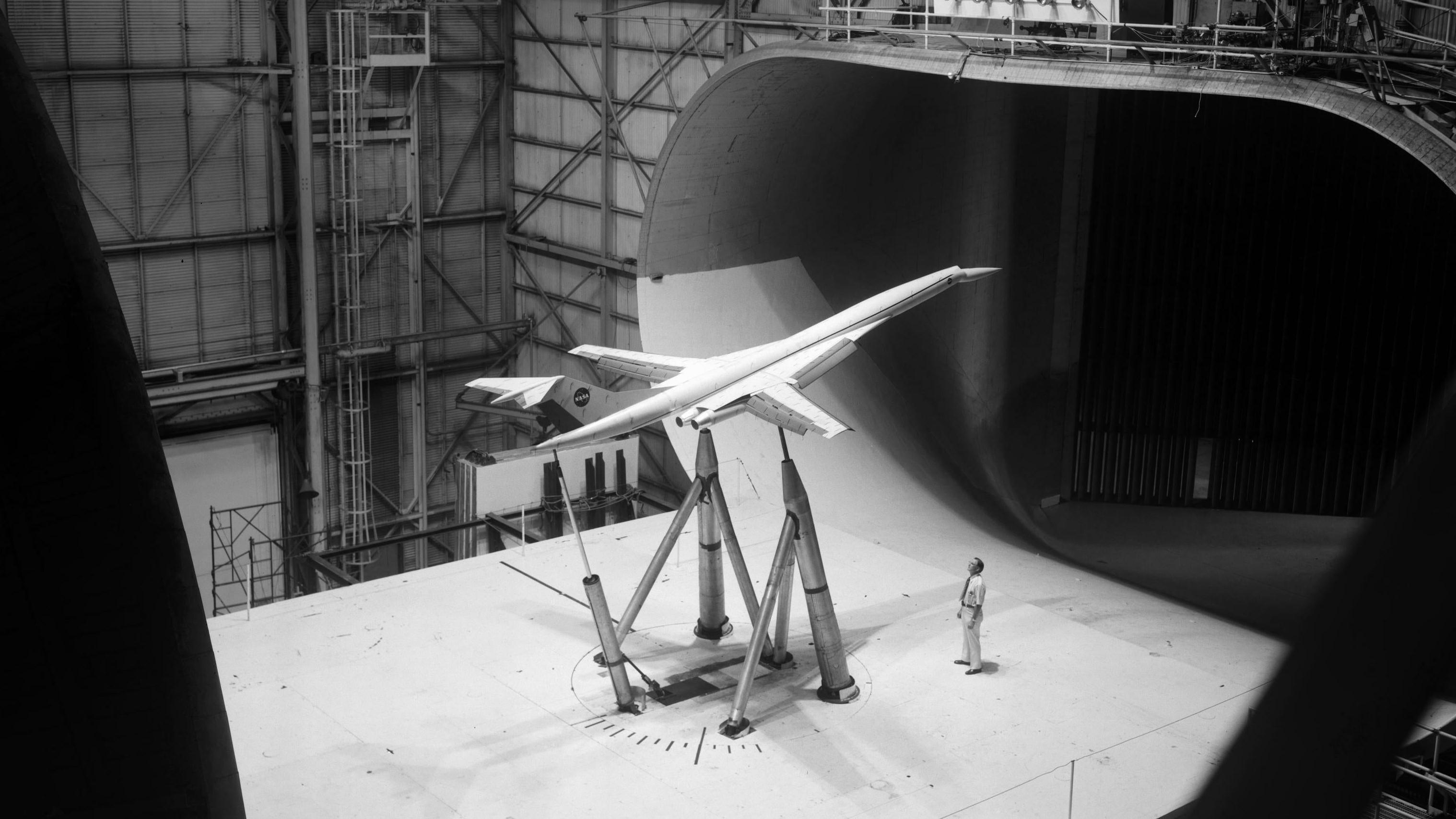 Model of the supersonic transport (SST) variable sweep version (with wings in the low speed position) mounted prior to tests in the Full Scale Wind Tunnel.