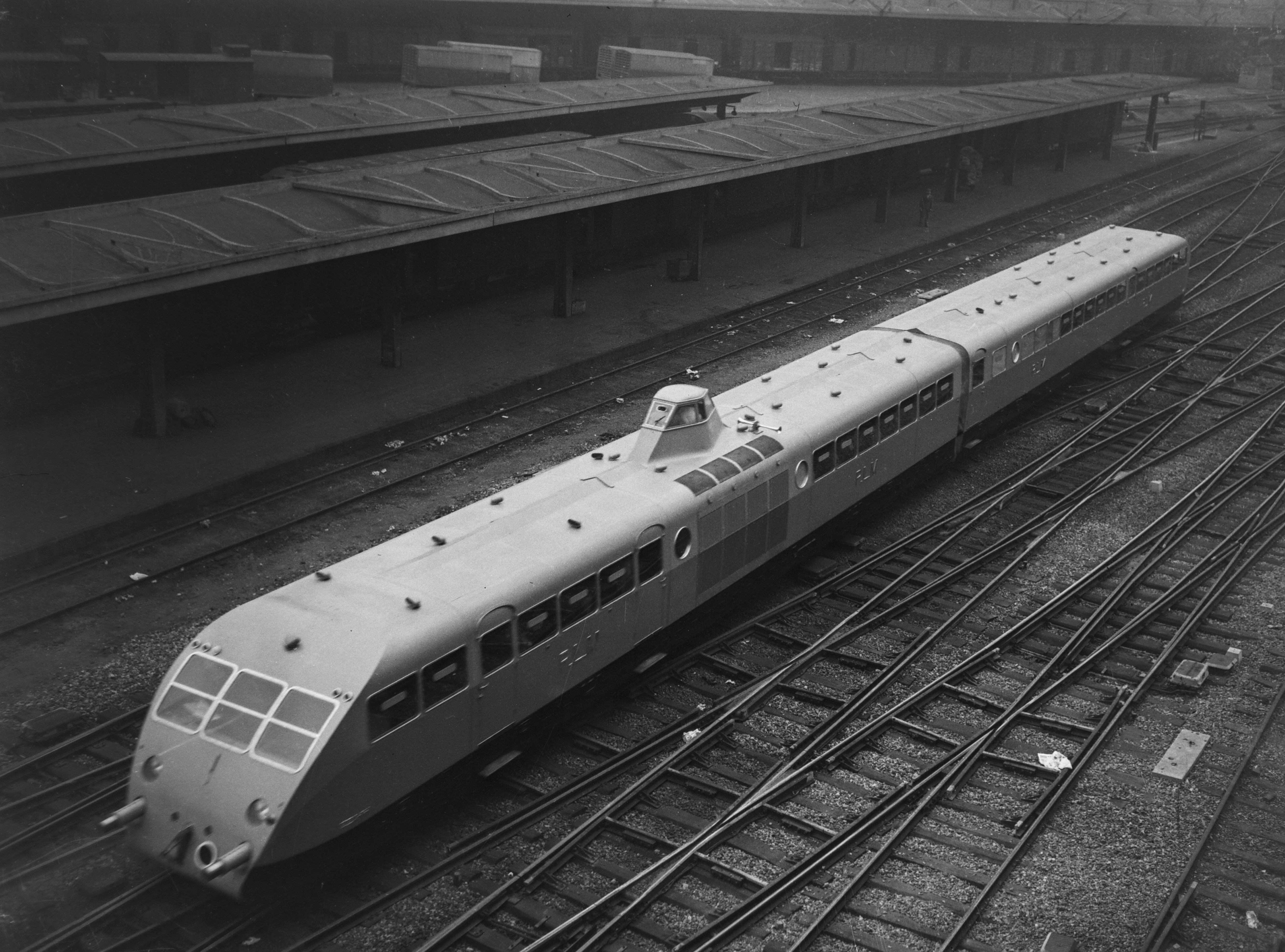 Vintage photo of a Bugatti Autorail train